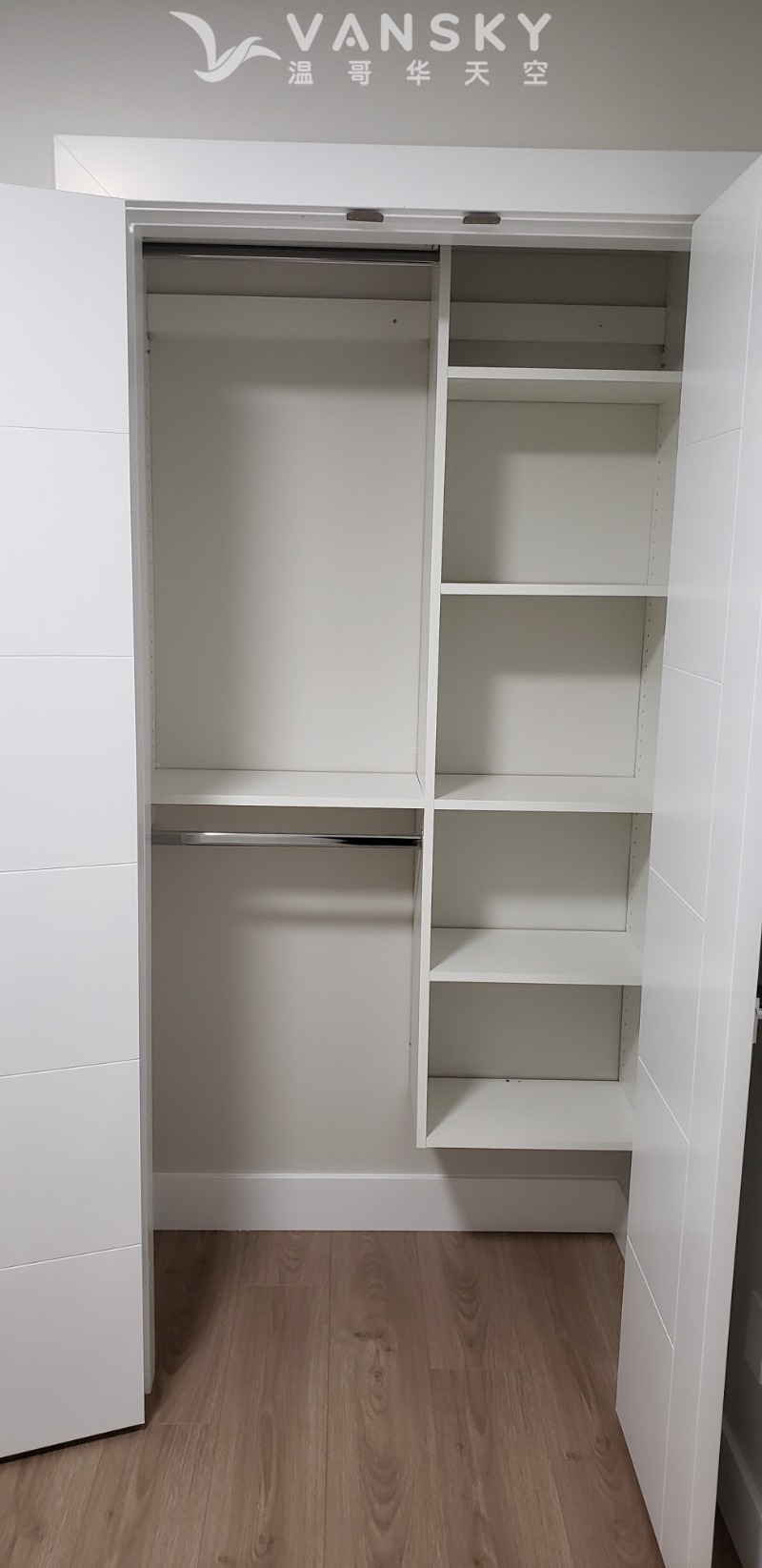 250517181943_Closet 1.jpg